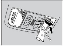 Modelos com teto solar*