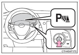 Ativar/desativar o sistema do sensor de assistência ao estacionamento Toyota