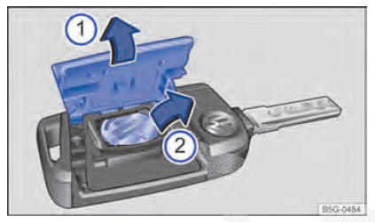 Fig. 60 Chave do veículo: substituir a pilha botão.